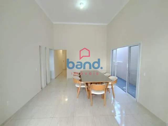 Casa com 300m² 3 quartos e 3 banheiros, à venda, no bairro Portal Vale do Sol em Porto Feliz