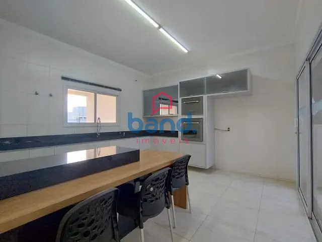 Casa com 300m² 3 quartos e 3 banheiros, à venda, no bairro Portal Vale do Sol em Porto Feliz