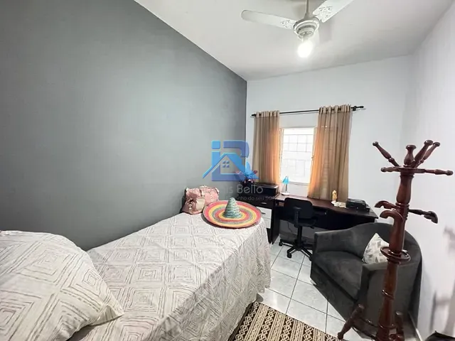 Casa com 125m² 3 quartos e 2 banheiros, à venda, no bairro Loteamento Rei de Ouro em Itatiba