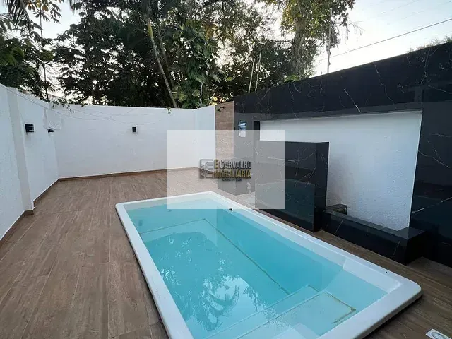 Casa 3 quartos e 4 banheiros, à venda, no bairro Jardim Atlântico em Ilhéus
