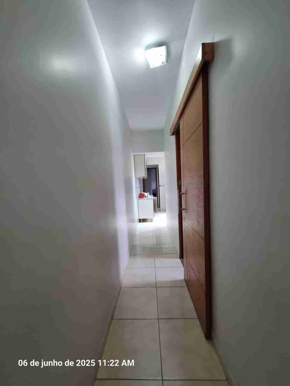 Casa à venda com 2 quartos, 68m² - Foto 10