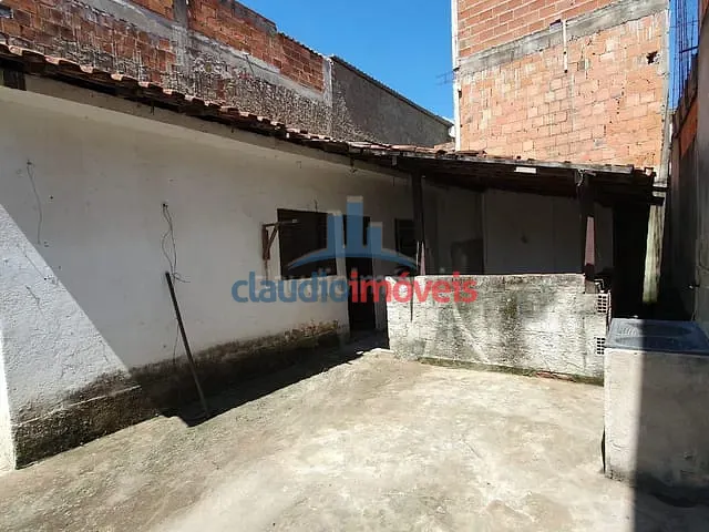 Casa à venda, no bairro Novo Horizonte em Barra Mansa