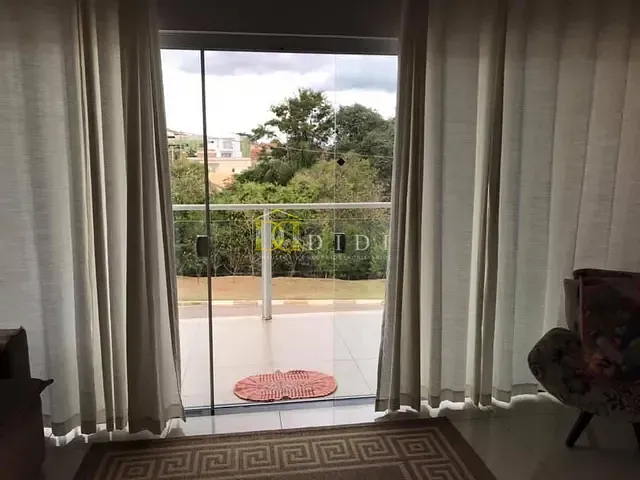 Casa 3 quartos e 3 banheiros, à venda ou para alugar, no bairro Jardim Julita em Porto Feliz