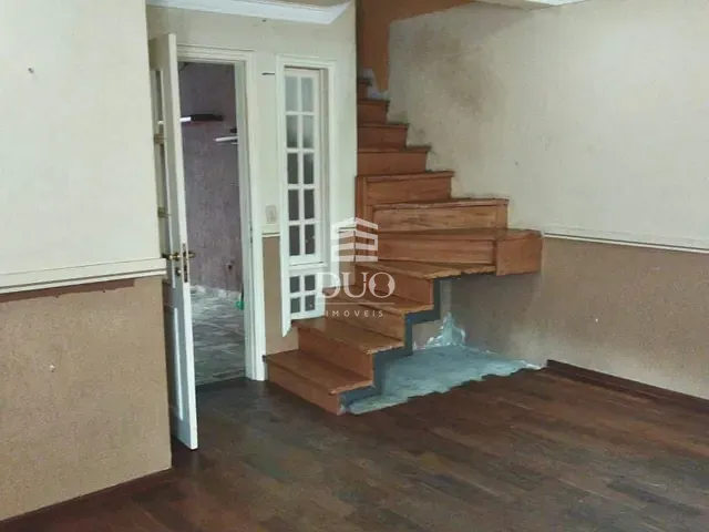 Casa com 150m² 3 quartos e 4 banheiros, à venda, no bairro Jardim Yaya em Carapicuíba