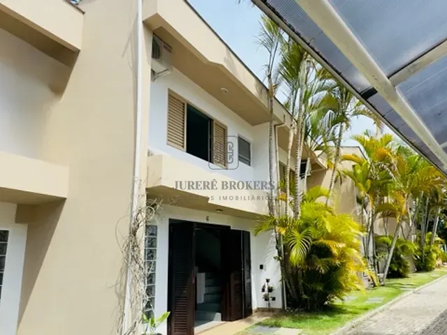 Casa com 80m² 2 quartos e 2 banheiros, à venda, no bairro Jurerê em Florianópolis