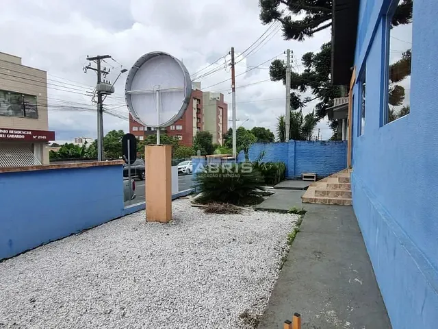 Casa 3 quartos e 2 banheiros, para alugar, no bairro Centro em Campo Largo