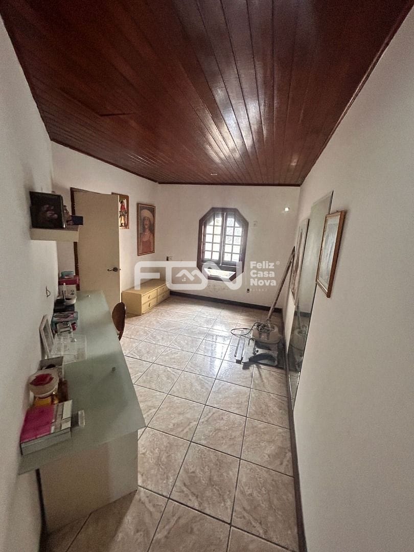 Casa à venda e aluguel com 4 quartos, 262m² - Foto 16
