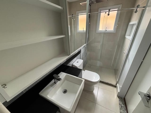 Casa com 170m² 3 quartos e 2 banheiros, à venda, no bairro Morada de Laranjeiras em Serra