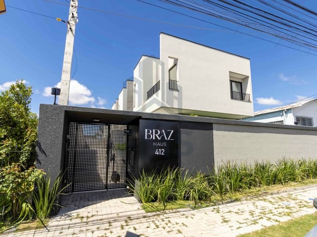 Casa com 199m² 3 quartos e 4 banheiros, à venda, no bairro São Braz em Curitiba