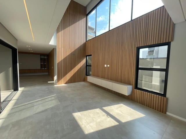 Casa com 472m² 4 quartos e 5 banheiros, à venda ou para alugar, no bairro Condomínio Residencial Alphaville em São José dos Campos