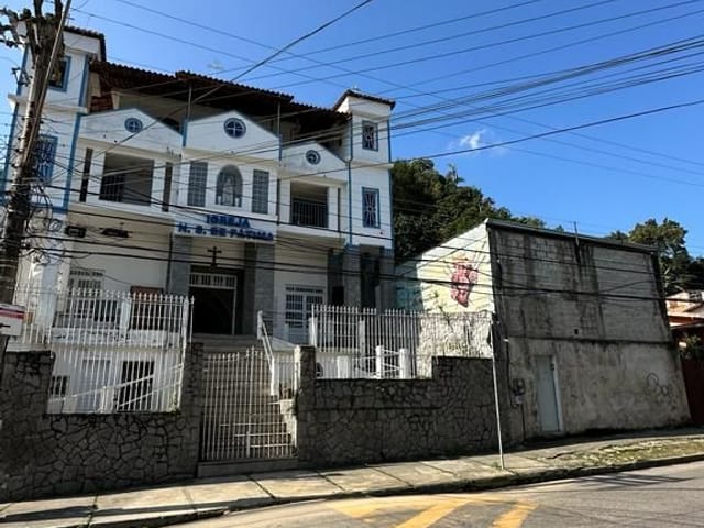 Casa com 360m² 3 quartos e 2 banheiros, à venda, no bairro Fátima em Niterói