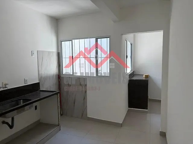 Casa 2 quartos e 1 banheiro, para alugar, no bairro Parque Reboucas em São Paulo