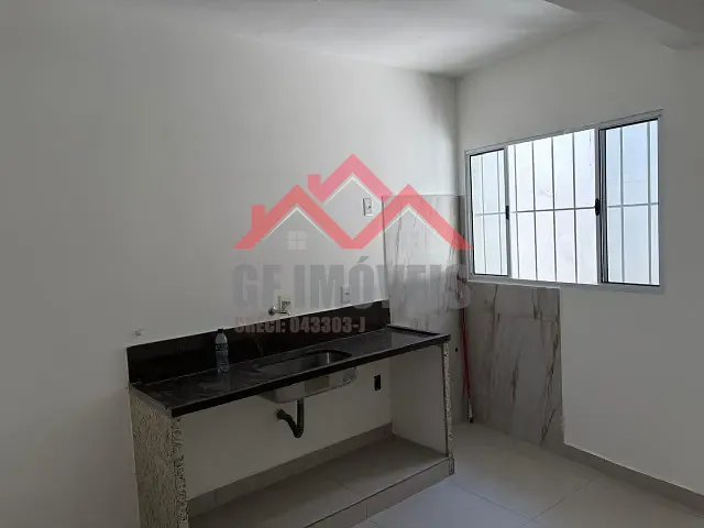 Casa 2 quartos e 1 banheiro, para alugar, no bairro Parque Reboucas em São Paulo