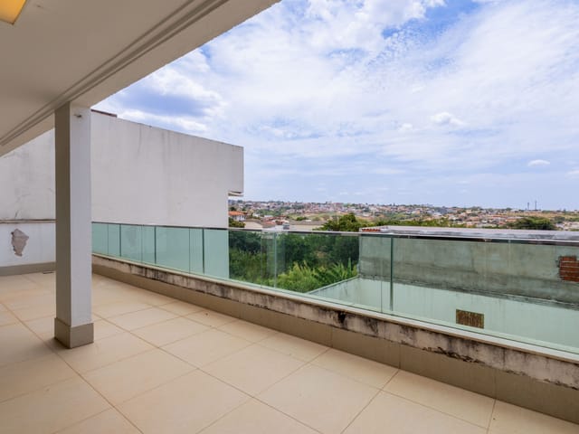 Casa 5 quartos e 6 banheiros, à venda, no bairro Setor Habitacional Vicente Pires em Brasília