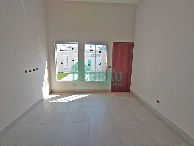Casa com 210m² 3 quartos e 1 banheiro, à venda, no bairro Loteamento Moradas de Itapeva em Itapeva