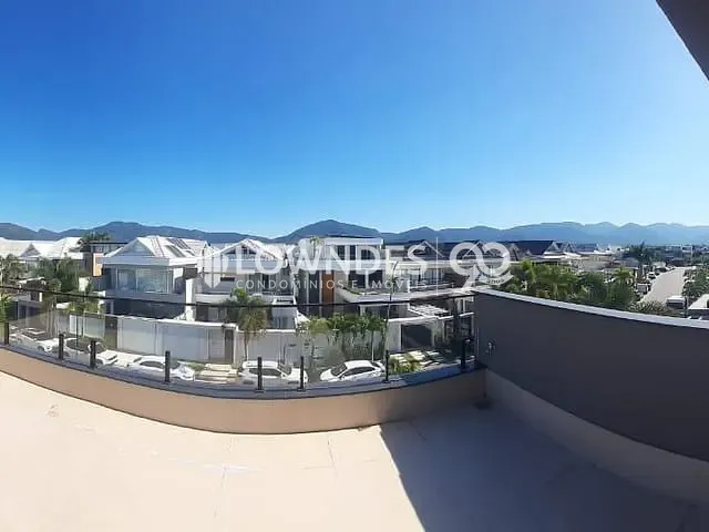 Casa 4 quartos e 6 banheiros, à venda, no bairro Recreio dos Bandeirantes em Rio de Janeiro