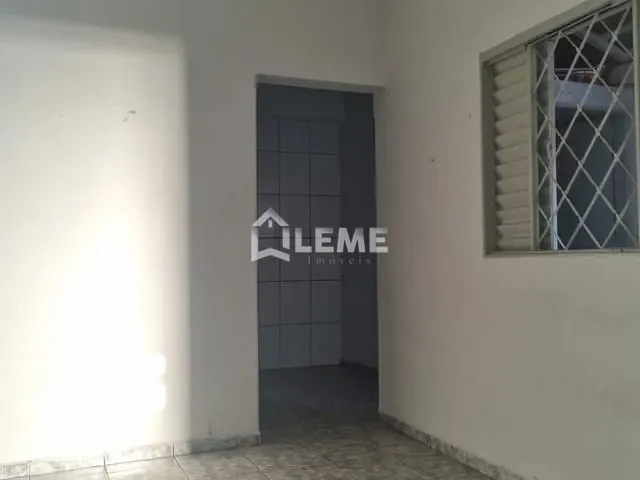 Casa com 240m² 5 quartos e 3 banheiros, à venda, no bairro Vila Santa Cruz em Mococa