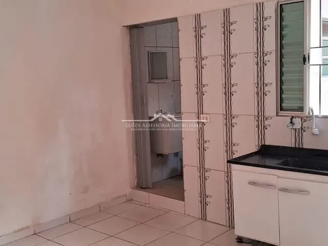 Casa 1 quarto e 1 banheiro, para alugar, no bairro Jardim Santa Terezinha (Zona Leste) em São Paulo