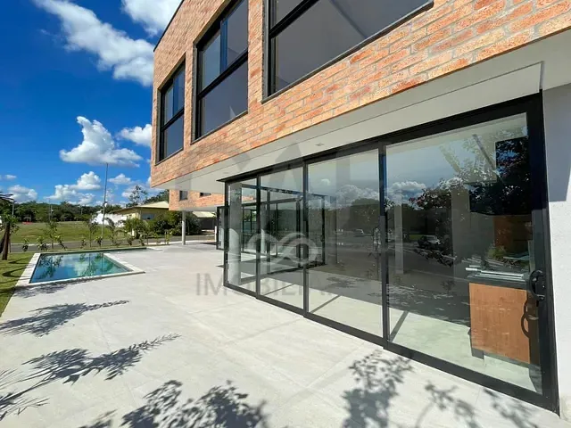 Casa com 517m² 4 quartos e 6 banheiros, à venda, no bairro Tambore em Jaguariúna