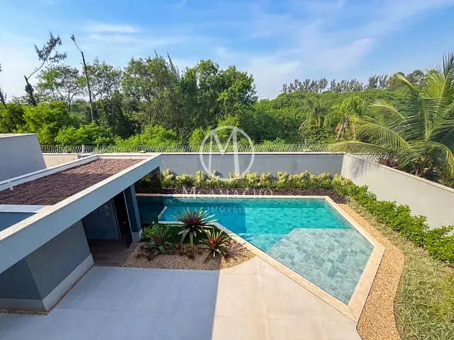 Casa com 637m² 4 quartos e 6 banheiros, à venda, no bairro Barra da Tijuca em Rio de Janeiro