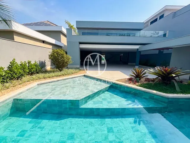 Casa com 637m² 4 quartos e 6 banheiros, à venda, no bairro Barra da Tijuca em Rio de Janeiro