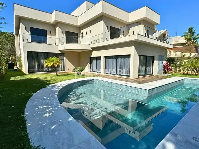 Casa com 800m² 6 quartos e 9 banheiros, à venda ou para alugar, no bairro Tamboré em Santana de Parnaíba