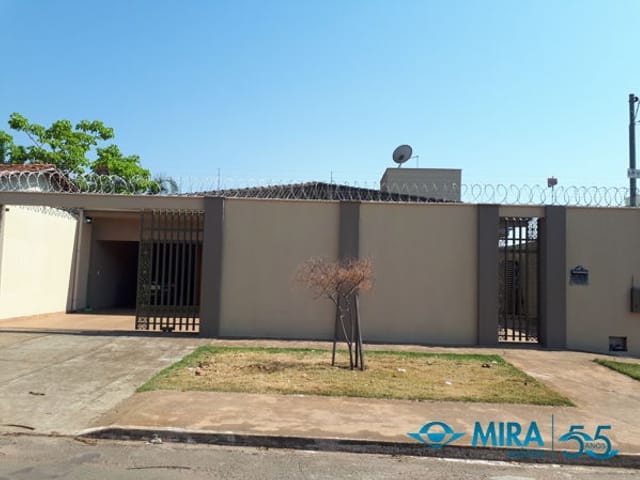 Foto do Casa - Casa à venda 3 Quartos, 4 Vagas, 450M², Parque Industrial de Goiânia, Goiânia - GO | Mira Imóveis