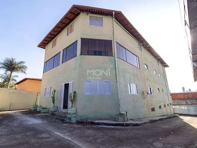 Casa 5 quartos e 7 banheiros, à venda, no bairro Setor Habitacional Arniqueira (Águas Claras) em Brasília