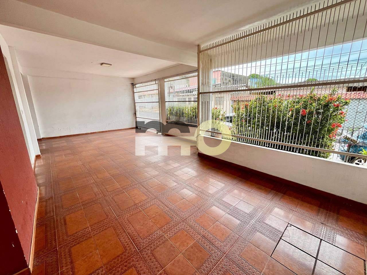 Casa, 3 quartos, 250 m² - Foto 2