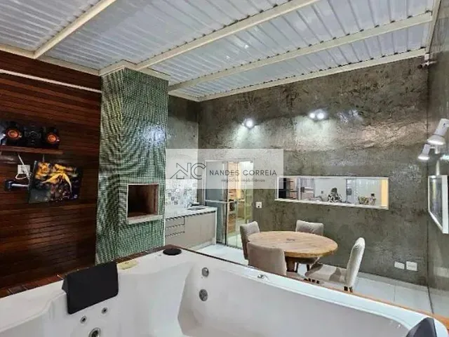 Casa 2 quartos e 2 banheiros, à venda, no bairro Residencial Vila Romana em Londrina