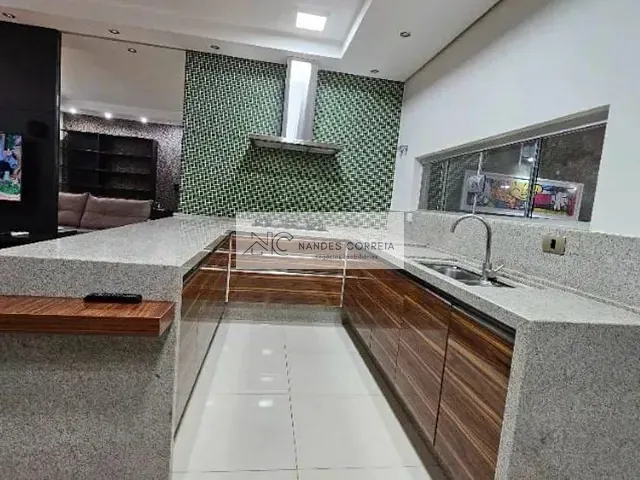Casa 2 quartos e 2 banheiros, à venda, no bairro Residencial Vila Romana em Londrina