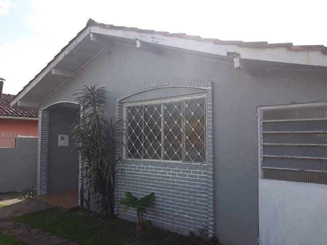 Casa com 250m² 3 quartos e 2 banheiros, à venda, no bairro Colina em Guaíba