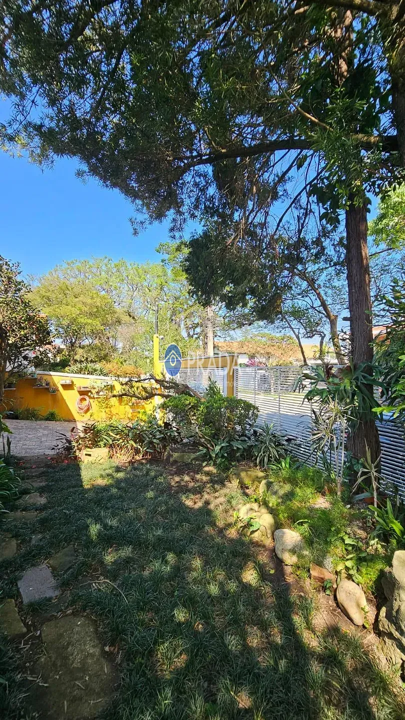 Casa, 4 quartos, 244 m² - Foto 1