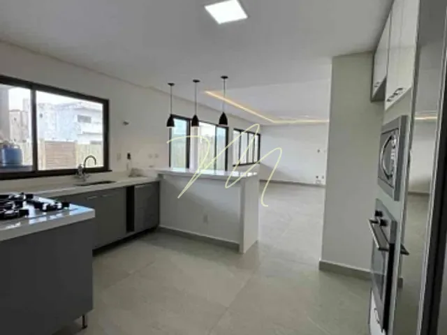 Casa 3 quartos e 1 banheiro, à venda, no bairro Olivença em Ilhéus