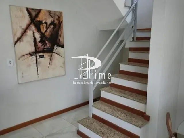 Casa com 375m² 3 quartos e 3 banheiros, à venda, no bairro Itaipu em Niterói