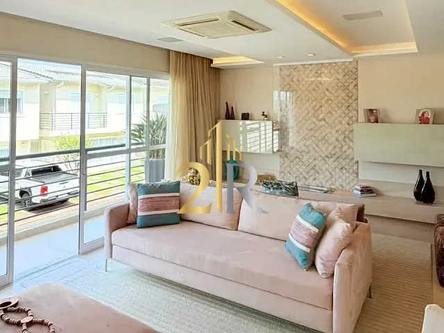 Casa com 264m² 4 quartos e 5 banheiros, à venda, no bairro Jardim São Nicolau em São Paulo