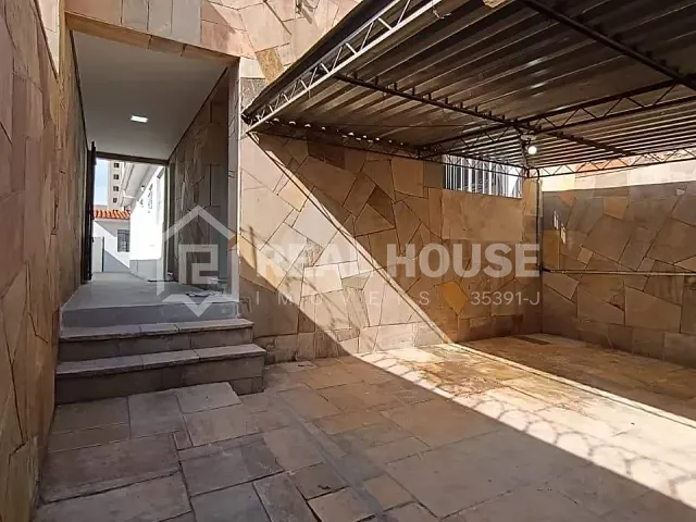 Casa 2 quartos e 1 banheiro, à venda, no bairro Vila Lucy em Sorocaba