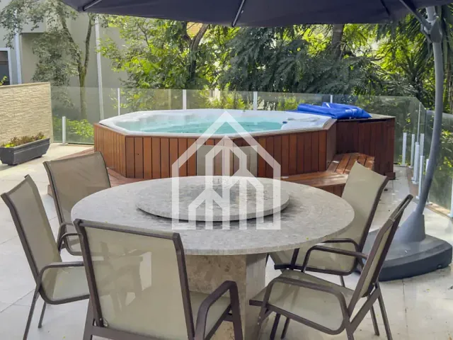 Casa com 1015m² 3 quartos e 4 banheiros, à venda ou para alugar, no bairro Roseira em Mairiporã
