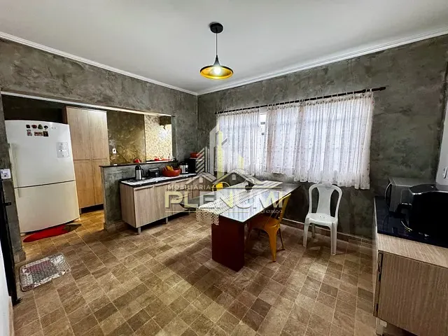 Casa com 214m² 3 quartos e 2 banheiros, à venda, no bairro Vila Indaiá em Rio Claro