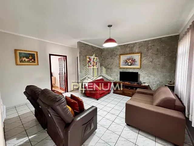 Casa com 214m² 3 quartos e 2 banheiros, à venda, no bairro Vila Indaiá em Rio Claro
