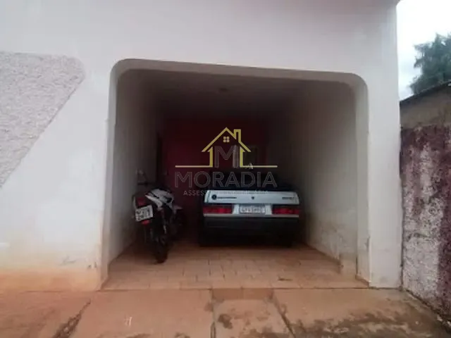 Casa com 250m² 2 quartos e 1 banheiro, à venda, no bairro Jardim Regulador em Guaxupé