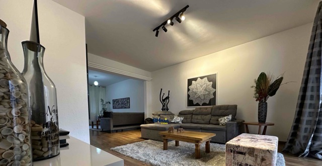 Casa 5 quartos e 3 banheiros, à venda ou para alugar, no bairro Castelo em Belo Horizonte