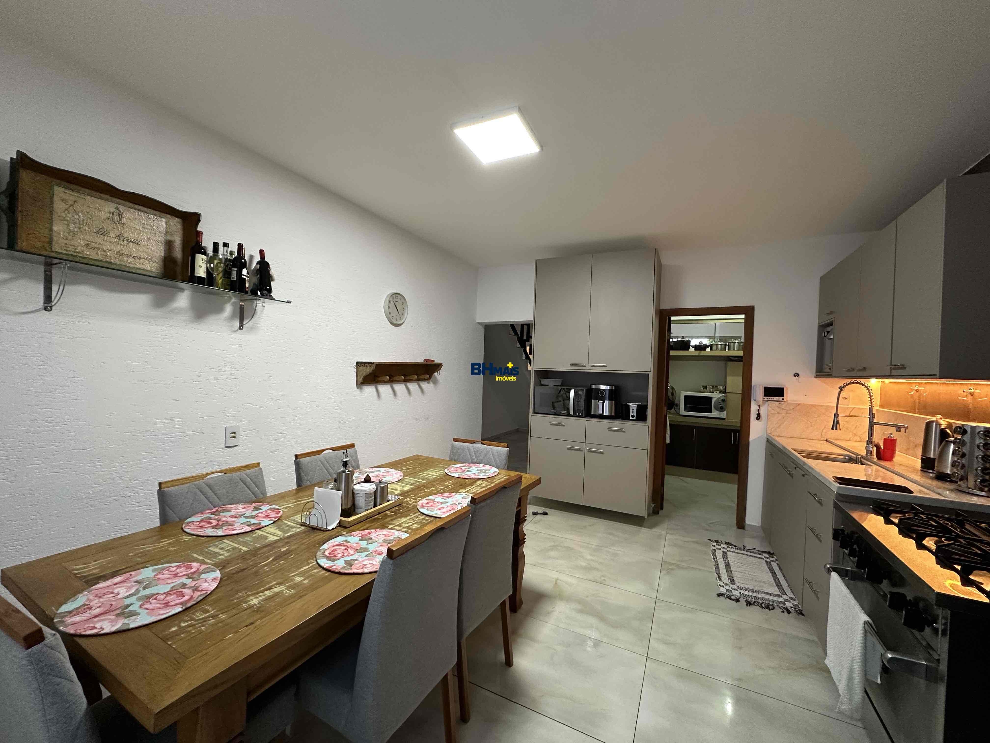 Casa à venda e aluguel com 5 quartos, 500m² - Foto 7