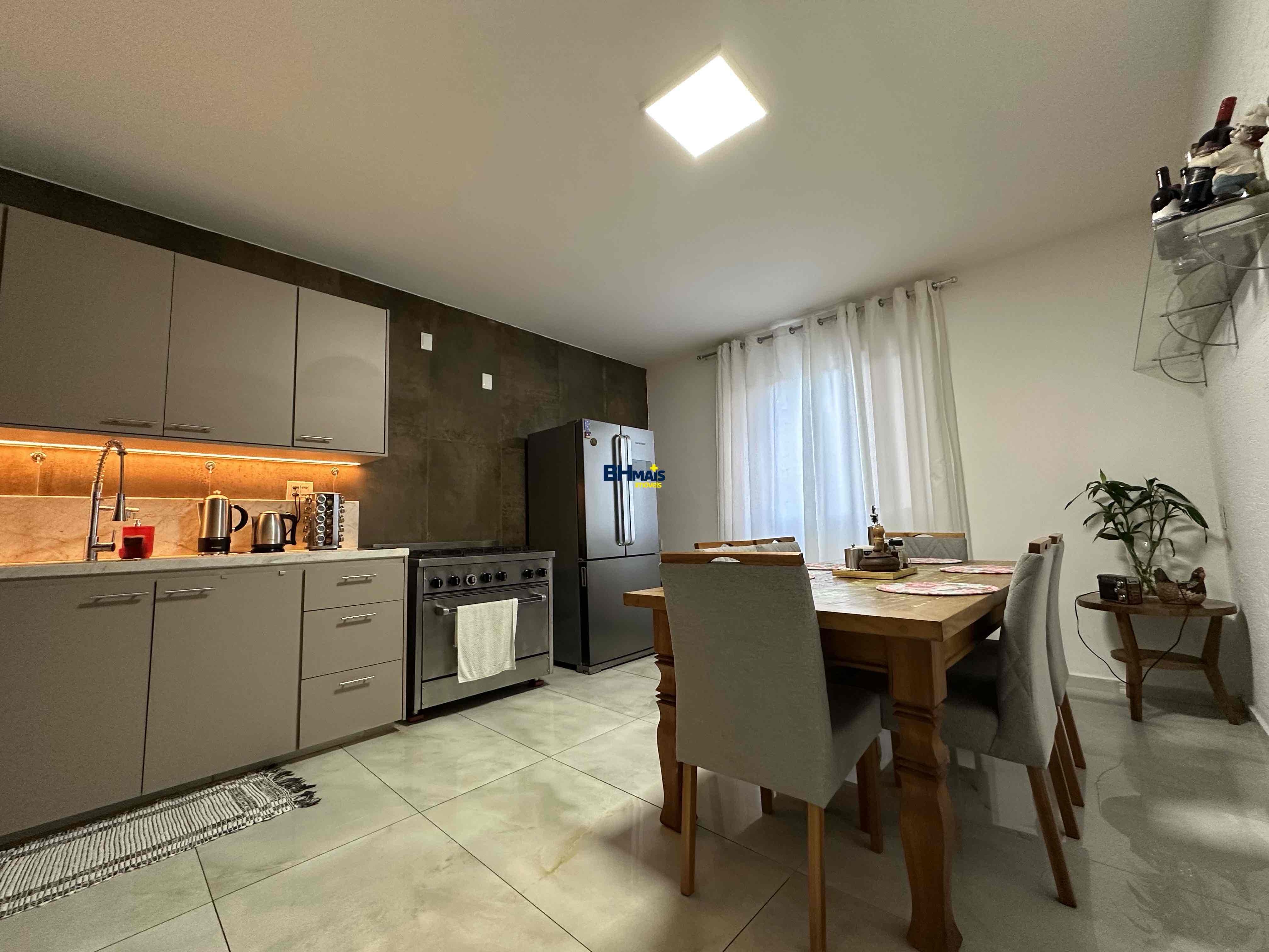Casa à venda e aluguel com 5 quartos, 500m² - Foto 9