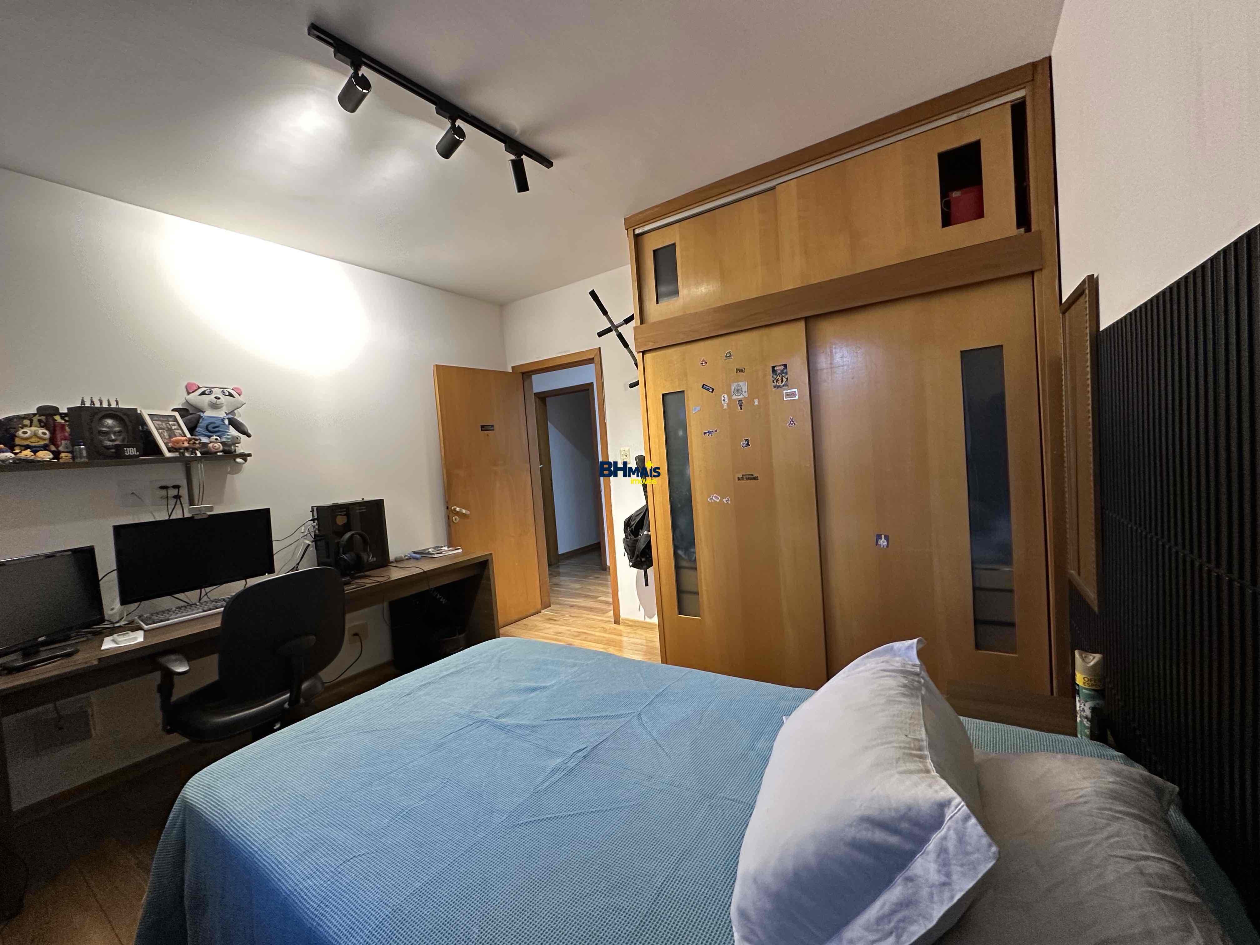Casa à venda e aluguel com 5 quartos, 500m² - Foto 17