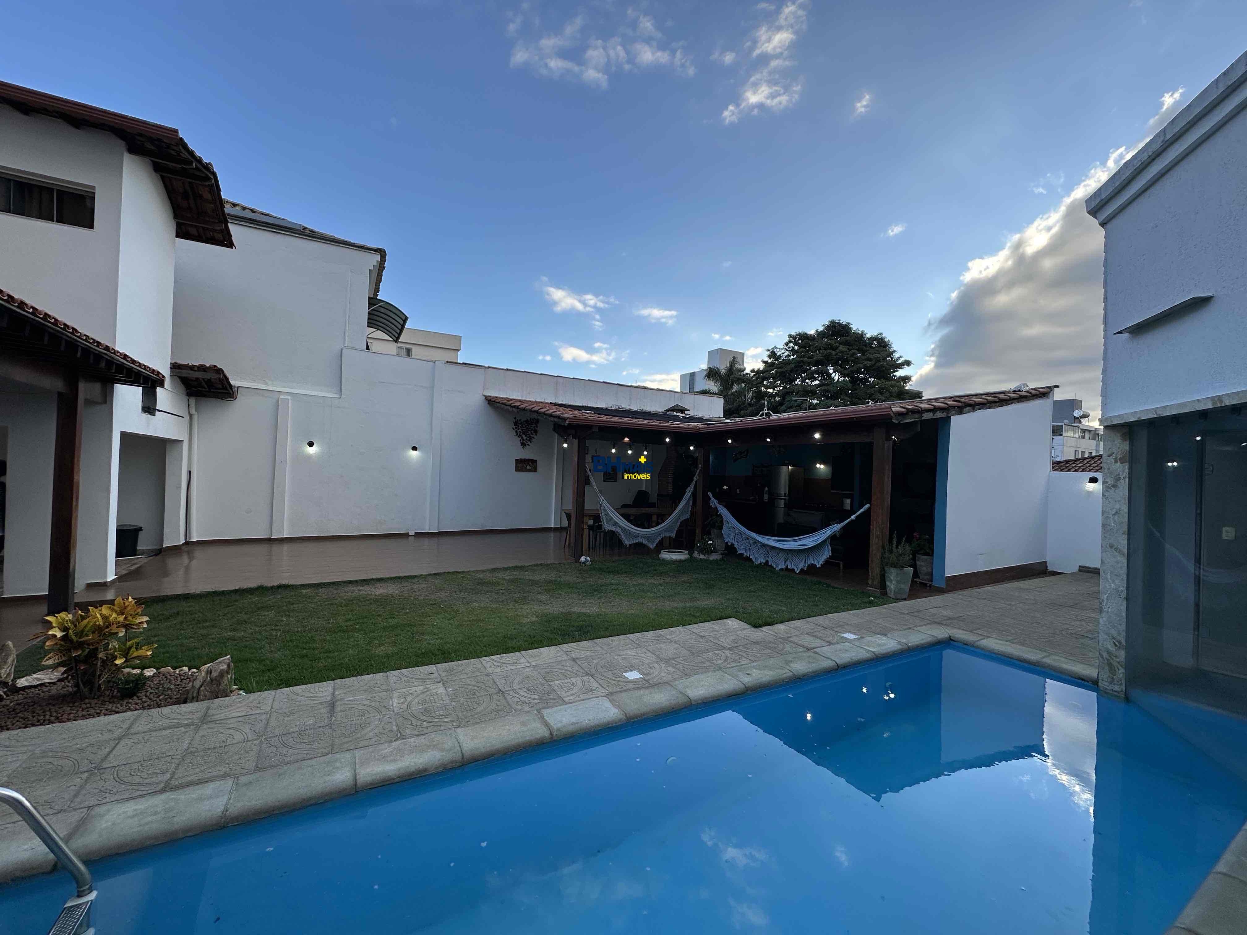 Casa à venda e aluguel com 5 quartos, 500m² - Foto 30