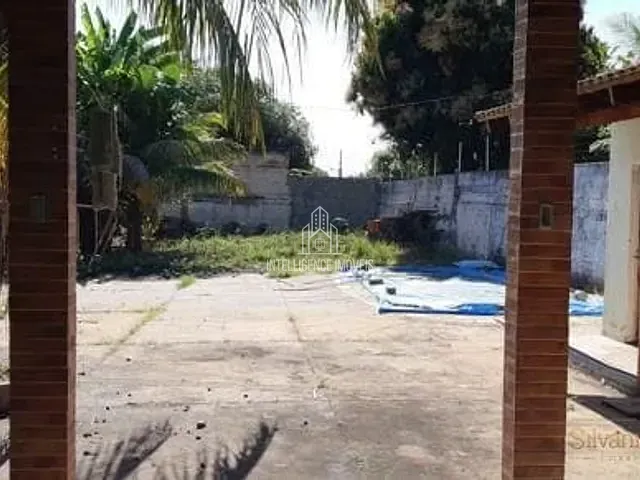 Casa com 951m² 3 quartos e 3 banheiros, à venda, no bairro Chácara dos Pinheiros em Cuiabá