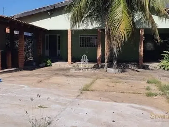 Casa com 951m² 3 quartos e 3 banheiros, à venda, no bairro Chácara dos Pinheiros em Cuiabá