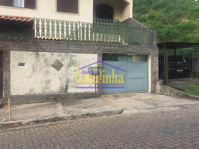 Casa com 110m² 3 quartos e 2 banheiros, à venda, no bairro Oficinas Velhas em Barra do Piraí