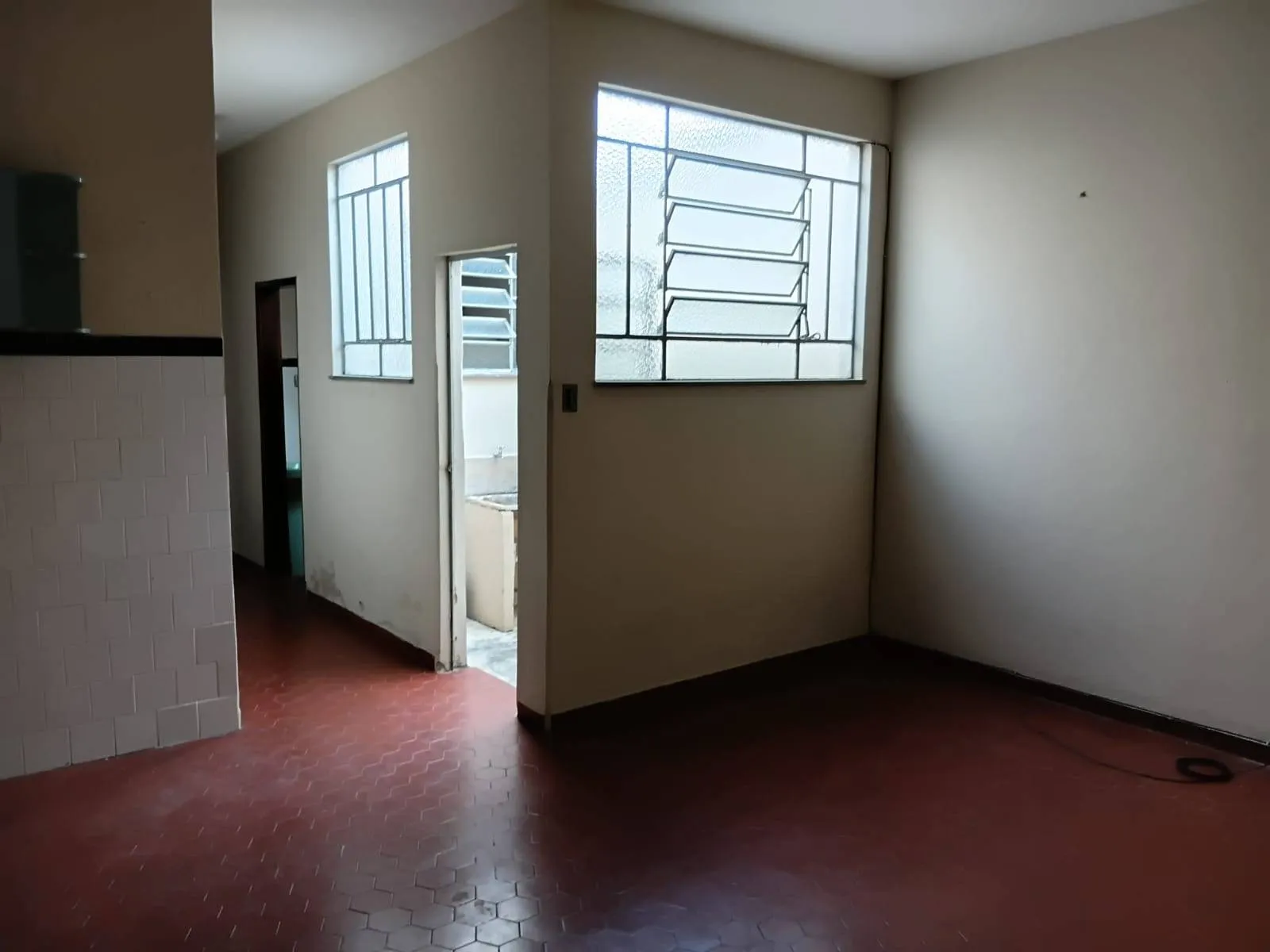 Casa à venda e locação 2 Quartos, 1 Vaga, 107.96M², Rua Cel. Antônio Pedro, N° 310, Centro, RIO POMBA - MG - foto 7